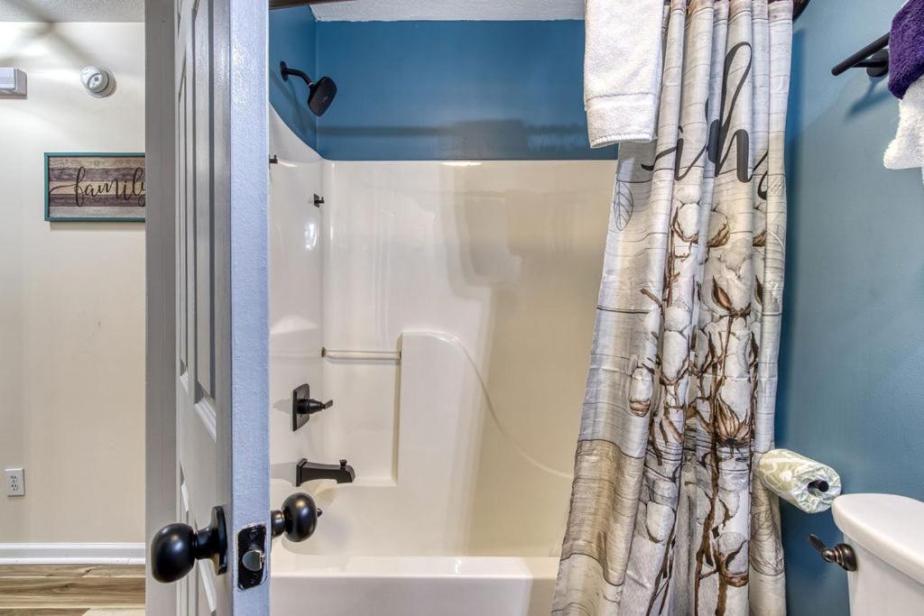 פיג'ן פורג' The Mason Jar, Hot Tub, Wifi, 1089 Free Tickets Each Paid Day, Dollywood And More! מראה חיצוני תמונה